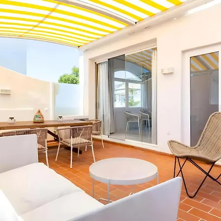 The House - 4min Walk To The Sea Holiday home *
